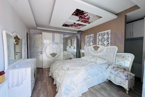  LEVANTENDEN TEK BLOK HAVUZLU EŞYALI 4+1