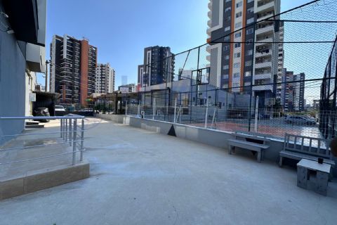 https://www.sahibinden.com/ilan/emlak-konut-satilik-levanten-den-mezitli-merkez-mah-cazip-3-plus1-1320411944/detay/