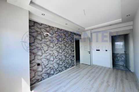 LEVANTEN DEN TEK BLOK KOMBİLİ CEPHE AÇIK MERKEZİ KONUM