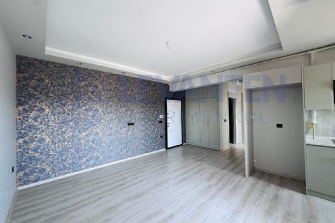 LEVANTEN DEN TEK BLOK KOMBİLİ CEPHE AÇIK MERKEZİ KONUM