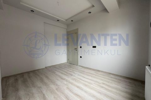 LEVANTENDEN 2. ÇEVRE YOLU ÜZERİNDE GENİŞ LÜKS 1+1