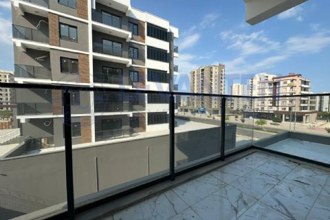 LEVANTENDEN 2. ÇEVREYOLU ÜZERİ SIFIR 2+1