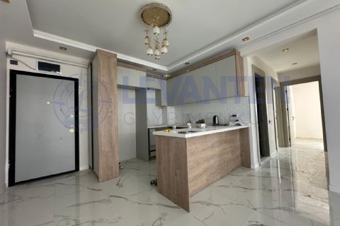 LEVANTENDEN 2. ÇEVREYOLU ÜZERİ SIFIR 2+1