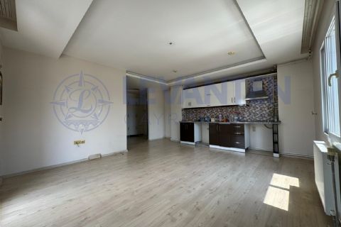 LEVANTENDEN 2. ÇEVREYOLUNA SIFIR GENİŞ FERAH 2+1