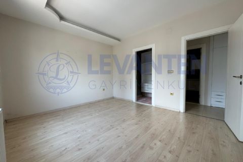 LEVANTENDEN 2. ÇEVREYOLUNA SIFIR GENİŞ FERAH 2+1