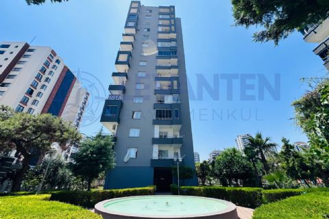LEVANTENDEN AKKEN MOREV 3 SİTESİNDE ARA KAT KOMBİLİ 3+1