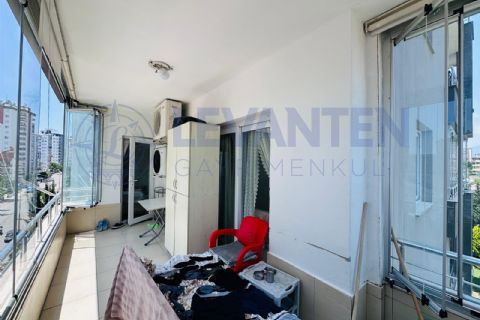 LEVANTENDEN AKKEN MOREV 3 SİTESİNDE ARA KAT KOMBİLİ 3+1