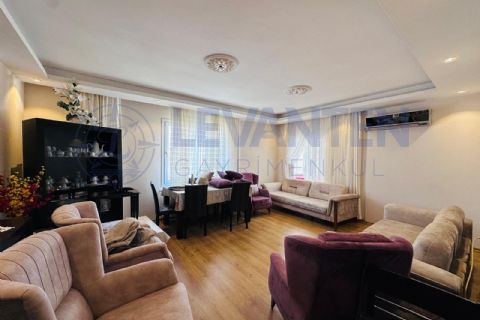 LEVANTENDEN AKKEN MOREV 3 SİTESİNDE ARA KAT KOMBİLİ 3+1