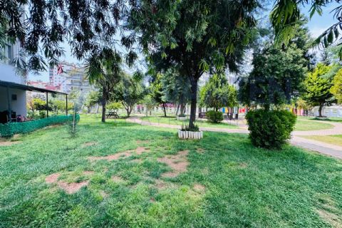 LEVANTENDEN AKKENT MAHDE SİTE İÇİ YÜKSEK ARA KAT 2 BALKON FERAH 3+1