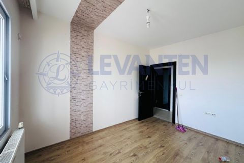 LEVANTENDEN AKKENT MAHDE SİTE İÇİ YÜKSEK ARA KAT 2 BALKON FERAH 3+1