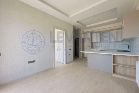 LEVANTENDEN ARPAÇBAHŞİŞTE HAVUZLU SIFIR 1+1 DAİRE