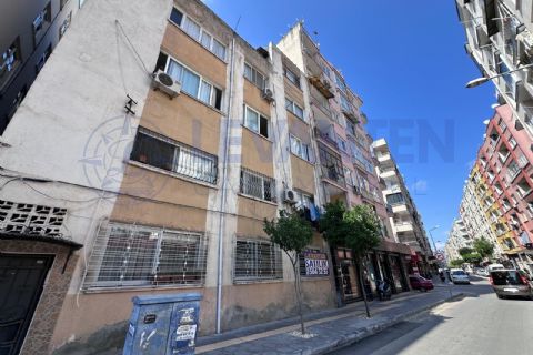 LEVANTENDEN BEŞYOLA YAKIN YAPILI MASRAFSIZ BAĞIMSIZ MUTFAK 2+1
