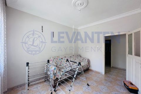 LEVANTENDEN BEŞYOLA YAKIN YAPILI MASRAFSIZ BAĞIMSIZ MUTFAK 2+1