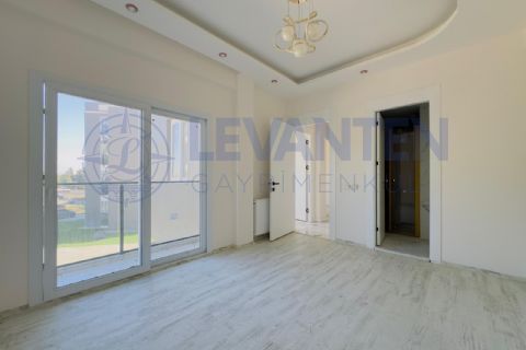 LEVANTENDEN ÇANKAYA 3 BLOK SİTE İÇİ HAVUZLU 3+1