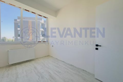 LEVANTENDEN ÇANKAYA 3 BLOK SİTE İÇİ HAVUZLU 3+1