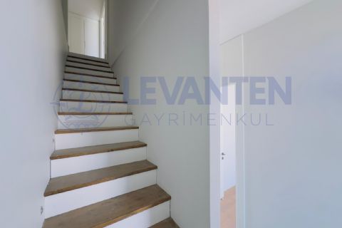 LEVANTENDEN ÇANKAYA MHDE TRİPLEKS 3+1 VİLLA