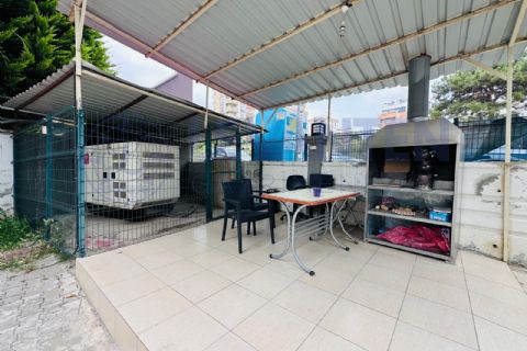 LEVANTENDEN ÇİFTLİKKÖYDE HAVUZLU SİTE İÇİ 3+1 CEPHELERİ AÇIK