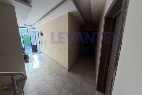 LEVANTENDEN ÇİFTLİKKÖYDE KİRALIK FULL EŞYALI 1+1