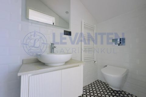 LEVANTENDEN DAİRE FİYATINA 3+1 TRİPLEKS VİLLA