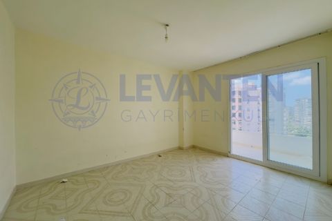 LEVANTENDEN DENİZ GÖREN 2 BLOK SİTE İÇİ 3+1 