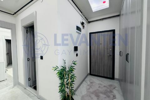 LEVANTENDEN DENİZ GÖREN KOMBİ HAVUZ 2+1