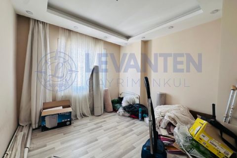 LEVANTENDEN DENİZ GÖREN KOMBİLİ YÜKSEK KAT 3+1
