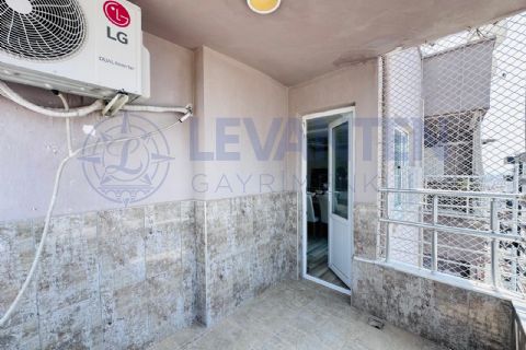 LEVANTENDEN DENİZ GÖREN KOMBİLİ YÜKSEK KAT 3+1