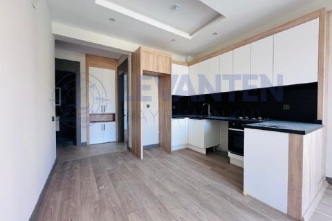 LEVANTENDEN DENİZ MANZARALI AQUAHAVUZLU SİTE İÇİ ULTRA LÜKS 1+1