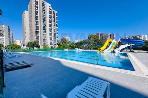 LEVANTENDEN DENİZ MANZARALI AQUAHAVUZLU SİTE İÇİ ULTRA LÜKS 1+1