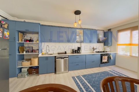 LEVANTENDEN DENİZE YAKIN HAVUZ KOMBİ GENİŞ OTURUM MASRAFSIZ 3+1