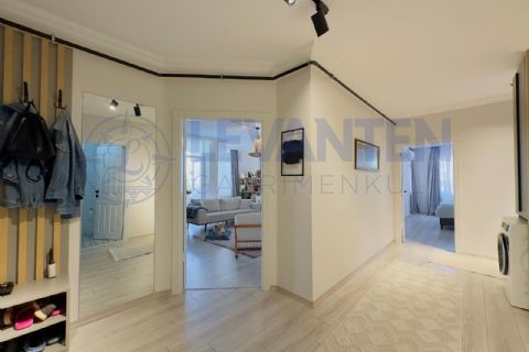 LEVANTENDEN DENİZE YAKIN HAVUZ KOMBİ GENİŞ OTURUM MASRAFSIZ 3+1