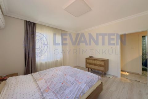LEVANTENDEN DENİZE YAKIN HAVUZ KOMBİ GENİŞ OTURUM MASRAFSIZ 3+1
