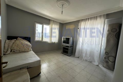 LEVANTENDEN DENİZE YAKIN HAVUZLU SİTE GENİŞ OTURUM 2+1