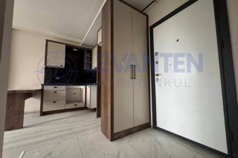 LEVANTENDEN DENİZE YAKIN HAVUZLU SİTE İÇİ 1+1