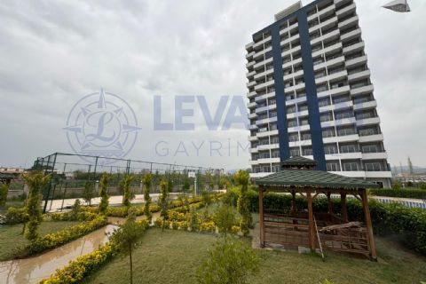 LEVANTENDEN DENİZE YAKIN HAVUZLU SİTE İÇİ 1+1