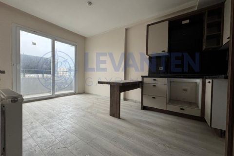 LEVANTENDEN DENİZE YAKIN HAVUZLU SİTE İÇİ 1+1