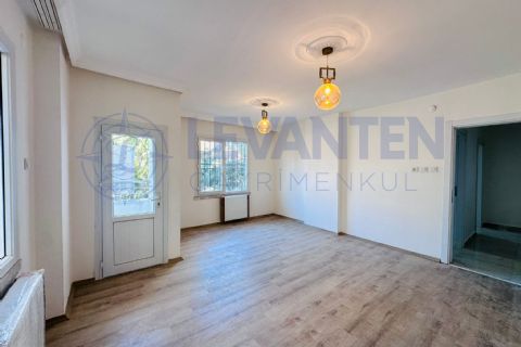LEVANTENDEN DENİZE YAKIN SİTE İÇERİSİNDE HAVUZLU GÜVENLİKLİ 3+1