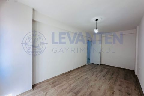LEVANTENDEN DENİZE YAKIN SİTE İÇERİSİNDE HAVUZLU GÜVENLİKLİ 3+1