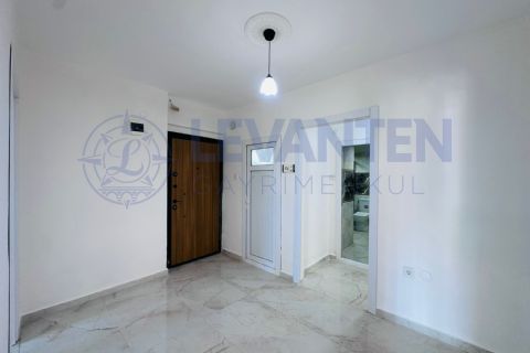 LEVANTENDEN DENİZE YAKIN SİTE İÇERİSİNDE HAVUZLU GÜVENLİKLİ 3+1