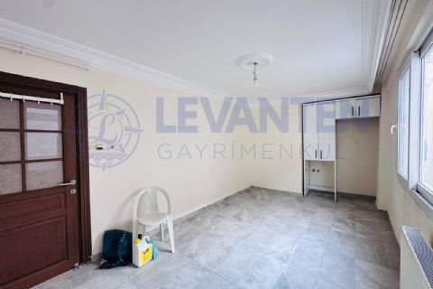LEVANTENDEN FATİH MAHDE DENİZ MANZARALI KOMBİLİ 3+1