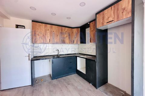 LEVANTENDEN FEA KONAKTA SIFIR EBEVEYN BANYO HER KAT TEK 2+1
