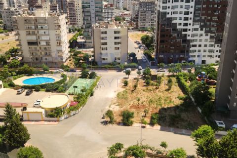 LEVANTENDEN FORUM AVM CİVARINDA HAVUZLU BAHÇELİ LÜKS 3+1