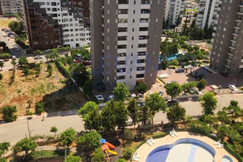 LEVANTENDEN FORUM AVM CİVARINDA HAVUZLU BAHÇELİ LÜKS 3+1