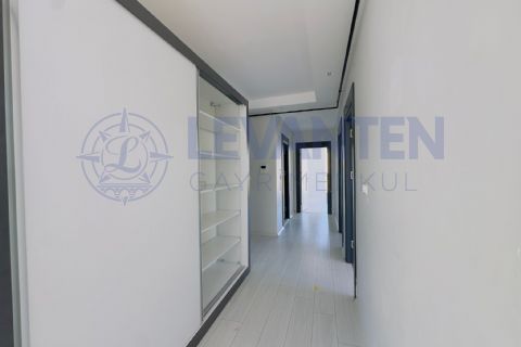 LEVANTENDEN GELECEK OKULU CİVARI Kombili Cam Balkonlu 3+1 Daire
