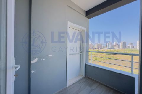 LEVANTENDEN GELECEK OKULU CİVARI Kombili Cam Balkonlu 3+1 Daire