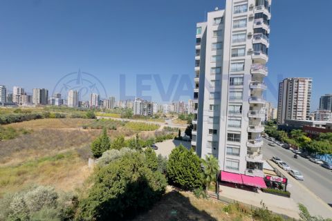LEVANTENDEN GELECEK OKULU CİVARI Kombili Cam Balkonlu 3+1 Daire