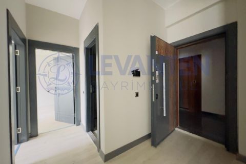 LEVANTENDEN GMK BULVARI ÜZERİNDE AÇIK KAPALI OTOPARK AÇIK MUTFAK 2+1