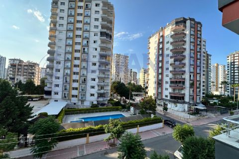 LEVANTENDEN GMK KUYULUK YOLUNA YAKIN TEK BLOK AYRI MUTFAK 3+1