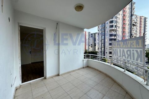LEVANTENDEN GMK KUYULUK YOLUNA YAKIN TEK BLOK AYRI MUTFAK 3+1