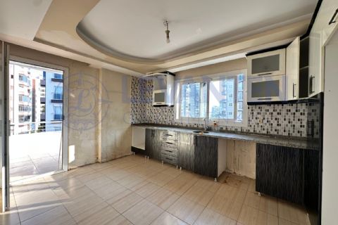 LEVANTENDEN GMK KUYULUK YOLUNA YAKIN TEK BLOK AYRI MUTFAK 3+1